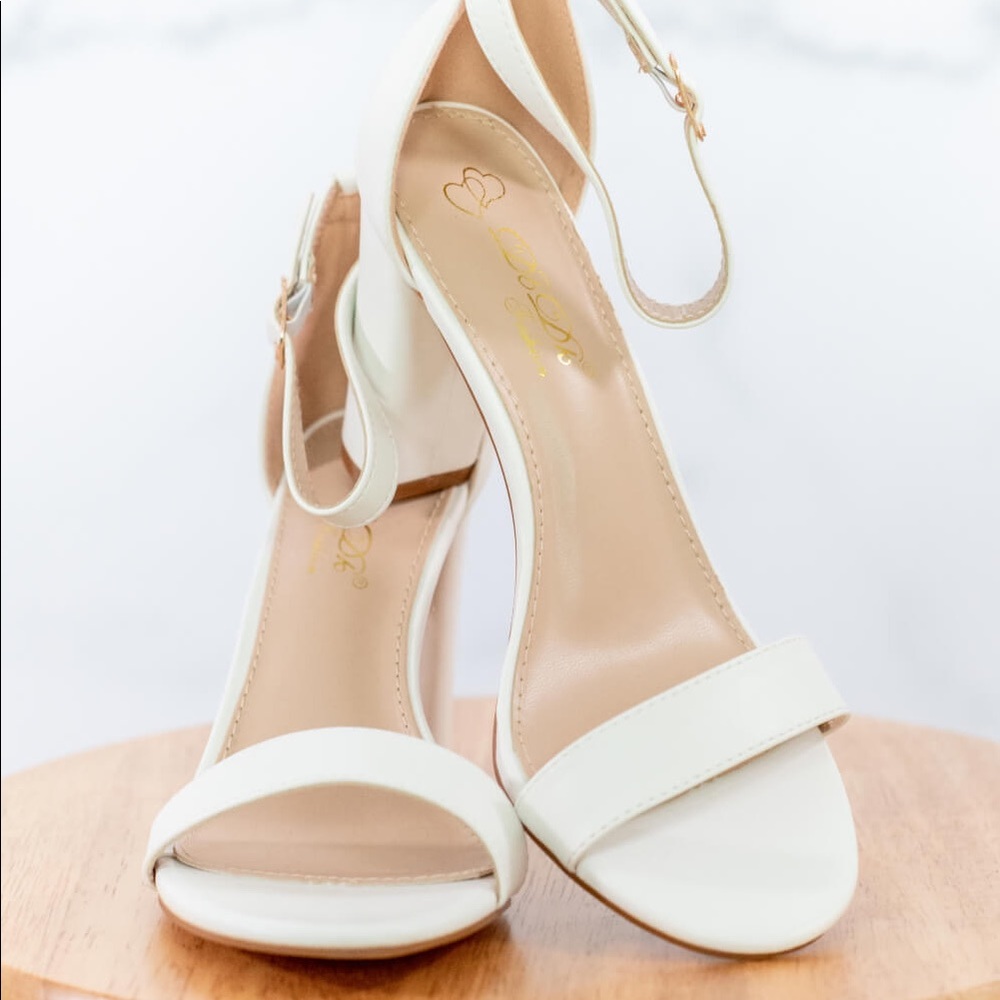 DDK NEW HEIGHTS HEELED SANDAL